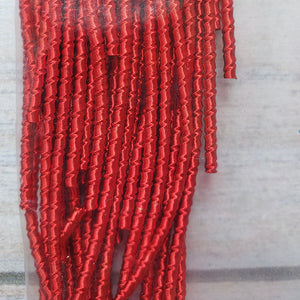 Materiales para bordar tipo opaco con diseño para bordar con abalorios y goldwork color rojo