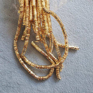 Materiales para bordar: Alambre francés para goldwork color dorado grueso 